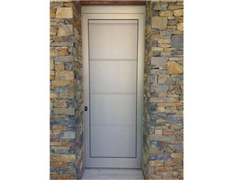 PUERTAS PEATONALES DE PANELES 1