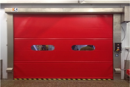 puerta rápida enrollable color rojo